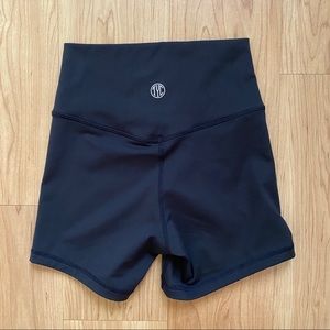 SOLD! - TYC - Black Classic Effortless Shorts XXS